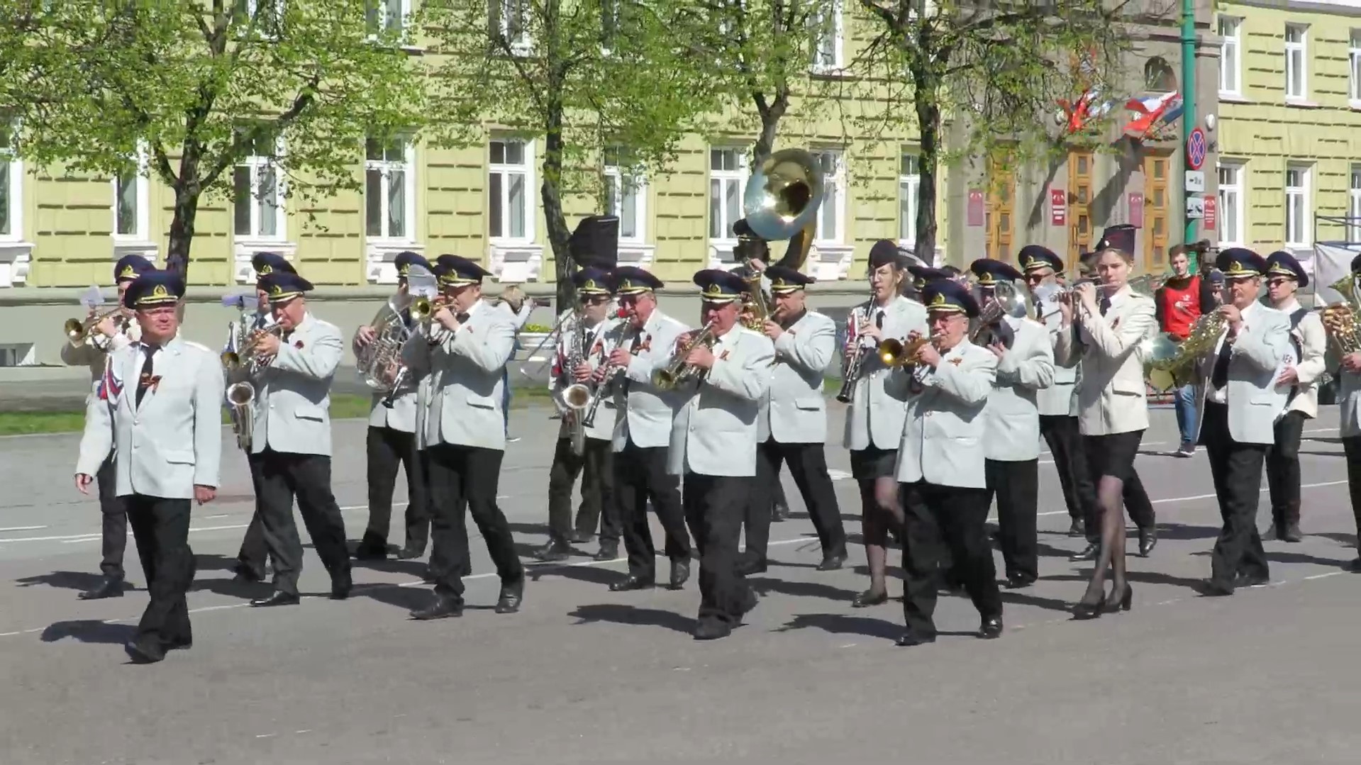 Духовой оркестр возглавил Шествие Безымянного Полка 09.05.19г.